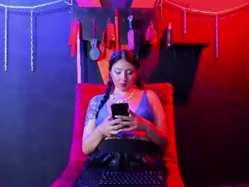 scarlet sub